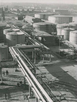 "Shell" (aus der Serie "Hamburg als Industrieplatz")