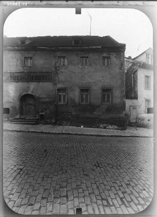Bernburg (Saale), Lange Straße 37. Ehem. Schloßbrauerei (18. Jh.). Straßenfront