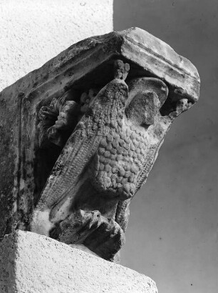 Konsole vom Brückentor : Konsole vom Brückentor (1234/1239). Capua: Museo Campano