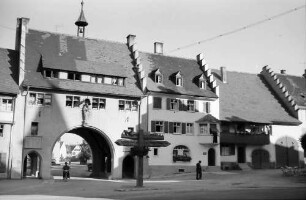 Löffingen: Marktplatz und Tor