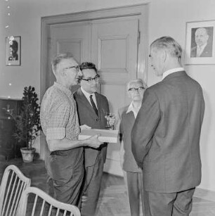 Bautzen. 60. Geburtstag des Vorsitzenden der Domowina Kurt Krjenc (deutscher Name Kurt Krenz, 1907-1978)