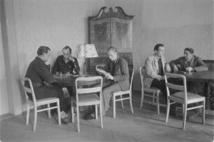 Sorbisches Lehrerbildungsinstitut, Sorbische Volkshochschule (SVH) Radibor, Klubraum : Serbski wučerski wustaw, Serbska ludowa uniwersita (SLU) w Radworju, klubownja