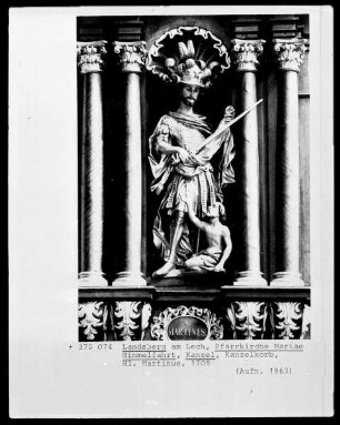 Figur des heiligen Martin am Kanzelkorb