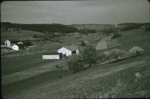 Bundesautobahn Stuttgart-Singen, Landschaft bei Engen, Bittelbrunn