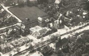 Schlema. Oberschlema. Kuranlage : Schlema-Oberschlema (Kreis Aue) Radiumbad. Kuranlage mit Altem Kurhaus. Luftaufnahme