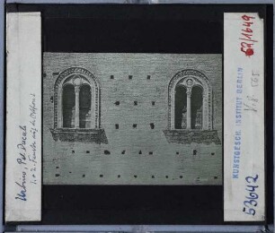 Urbino, Palazzo Ducale : Fenster an Ostfront