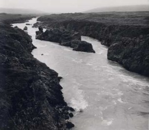 Flussbett unterhalb des Godafoss in Nordisland