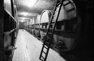 Durbach: Holzfasskeller