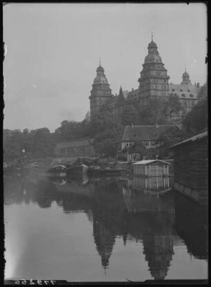 Aschaffenburg, Schloss Johannisburg : Aschaffenburg. Schloss Johannisburg. Mainseite