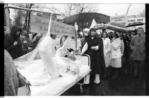 Kleinbildnegativ: Demonstration der ÖTV-Gesundheitswesen, 1977