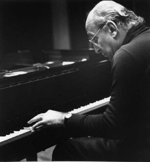 Friedrich Gulda (1930-2000; Pianist, Komponist; austrian pianist and composer). 1987