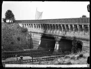 Finowkanal überbrückt Stettiner Bahn