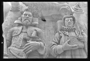 Detail der Bettlade: Oberkörper Graf Ludwig III. von Löwenstein und Gräfin Anna von Stolberg