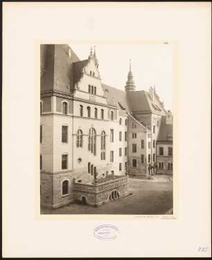 Polizeipräsidium, Hannover: Ansicht des Hofes