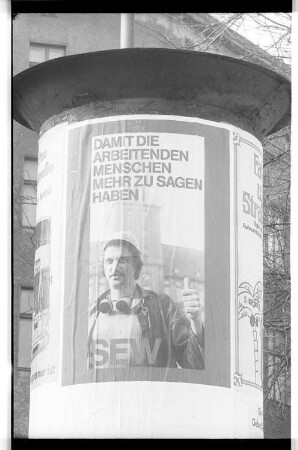 Kleinbildnegativ: SEW-Wahlplakate, 1979