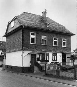 Ehemalige Schule; Ehringshausen, Brunnenstraße 58