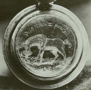 Einhorn-Darstellung auf dem Deckel eines kleinen Kruges