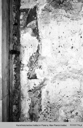 Altar des heiligen Sylvester : Rest einer Wanddekoration hinter dem Altar