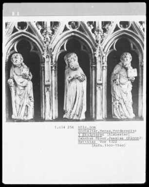Hochaltarmensa, Vorderseite: Jacobus minor, Isaias (oder Simon), Matthias