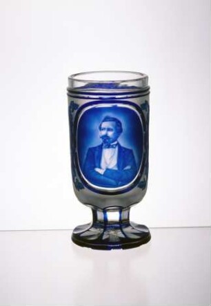 Fußbecher mit Porträt des Felix Fürst Lichnowsky