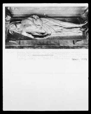 Untergeschoss mit Figur des Leichnams von Louis de Brézé