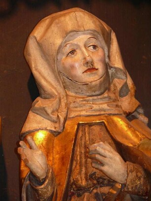 Figur in einem spätgotischen Flügelaltar in der Kirche St.Peter und Paul in Detwang, Taubertal