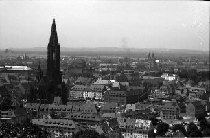 Freiburg: Münster vom Dattler aus