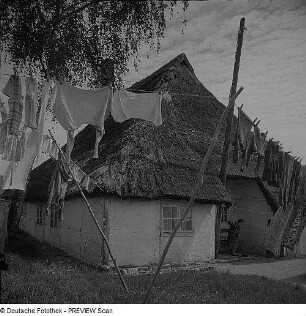 Groß Zicker. Pfarrwitwenhaus, Eingangsseite (nach 1700, Umbau 19. Jh.)