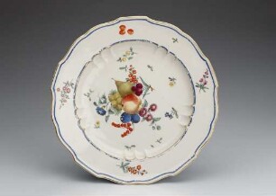 Schale mit Früchte- und Blumendekor