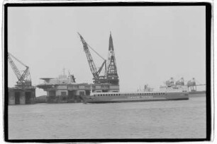 Doric Ferry, London