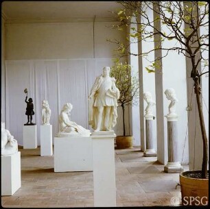 Potsdam, Neuer Garten, Orangerie Ausstellung.