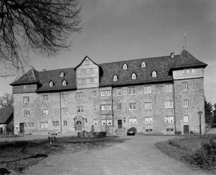 Burgschloss; Lauterbach, Burg 1, Burg