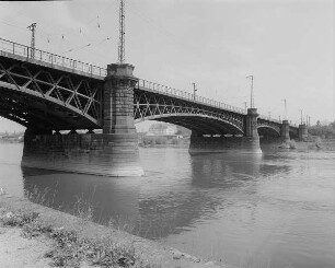 Dresden, Marienbrücke, Eisenbahnbrücke