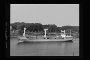 Klosterfelde (1972), VEB Deutsche Seereederei, VEB Deutfracht, VEB Deutfracht - Seereederei Rostock (DSR), Deutsche Seereederei GmbH, Rostock