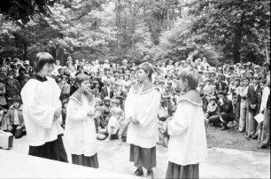 Freiburg, West: Ministranten, Spielgruppen
