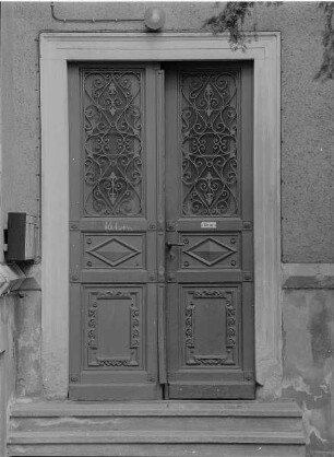Dresden-Neustadt, Radeberger Straße 39. Wohnhaus. Haustür