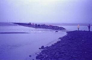 Beschädigter Leitdamm Außenweser