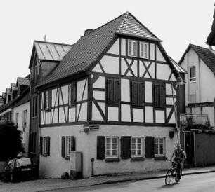 Flörsheim, Hauptstraße 2