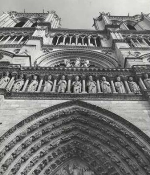 Detail der Fassade von Notre Dame