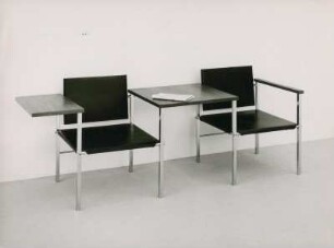 Wilde + Spieth Stahlrohrsessel und -tisch "SBM 680" von Karl Heinz Bergmiller und Ernst Moeckl