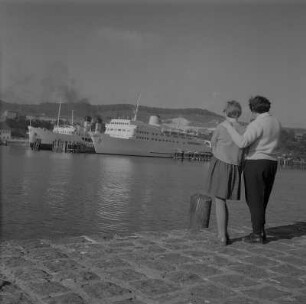 Saßnitz. Fährhafen mit den Fährschiffen Sassnitz (DDR) und Der Starke (Schweden)