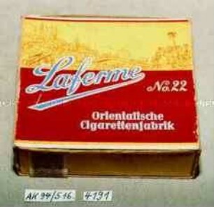 Pappschachtel für 24 Stück Zigaretten "Laferme No. 22 Orientalische Cigarettenfabrik" mit Inhalt