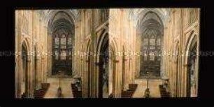 Inneenansicht vom Dom in Regensburg