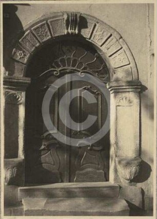 Portal am Bürgerhaus Ring 13 in Goldberg