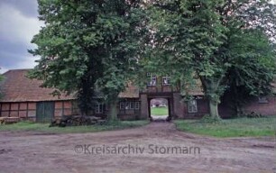 Gut Tangstedt: Torhaus: Hofseite