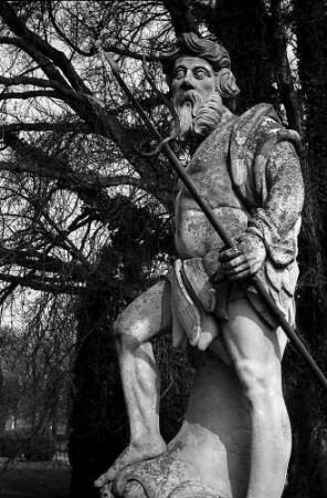 Weikersheim: Neptunfigur im Schlossgarten