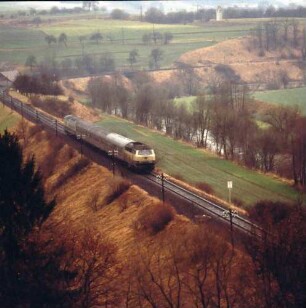 Ottendorf Lok 215 064 E Cr-S Bnb-Wagen Telegrafenleitung
