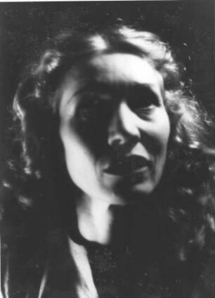 Bildnis der Schauspielerin Annemarie Schradiek (23.10.1907 bis 02.03.1993)