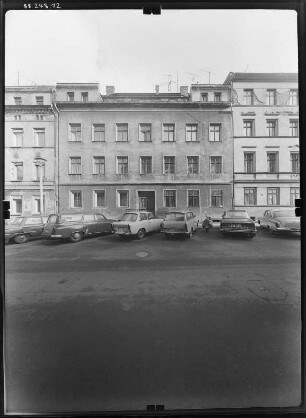 Görlitz-Altstadt, Mittelstraße 4. Wohnhaus (um 1850). Straßenfront