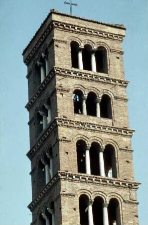Santa Maria in Cosmedin — Campanile